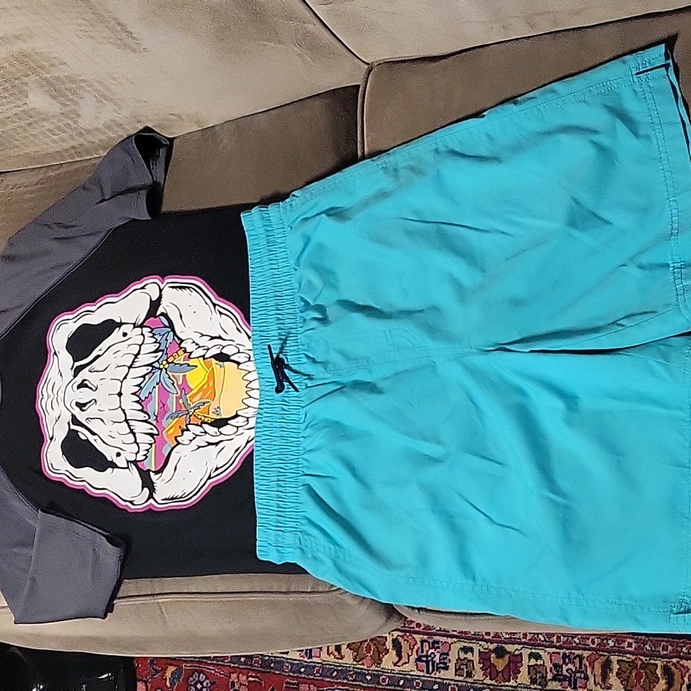OLD NAVY GAP Boys Bundle Swim Trunks Rash Guard Green Black Size XL